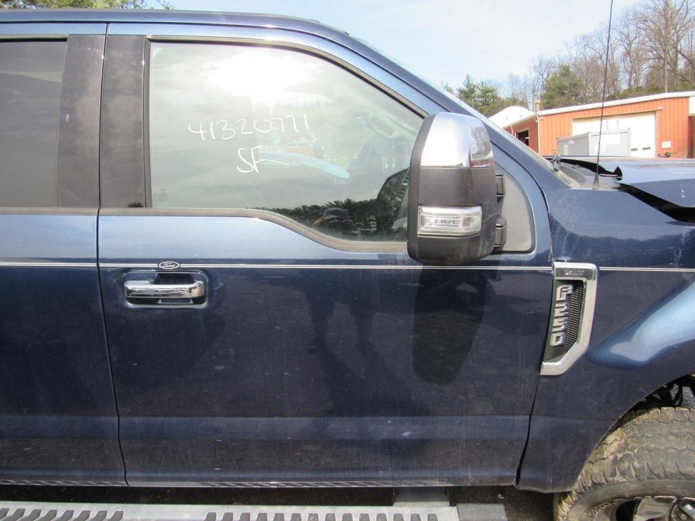 F250SD 2018 Glove Box 1037136