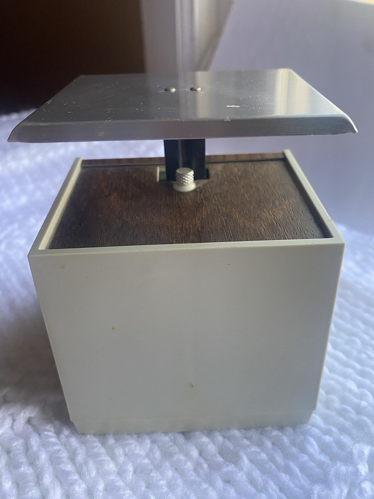 Vintage 1985 Pelouze Mail Scale USA Postal Scale