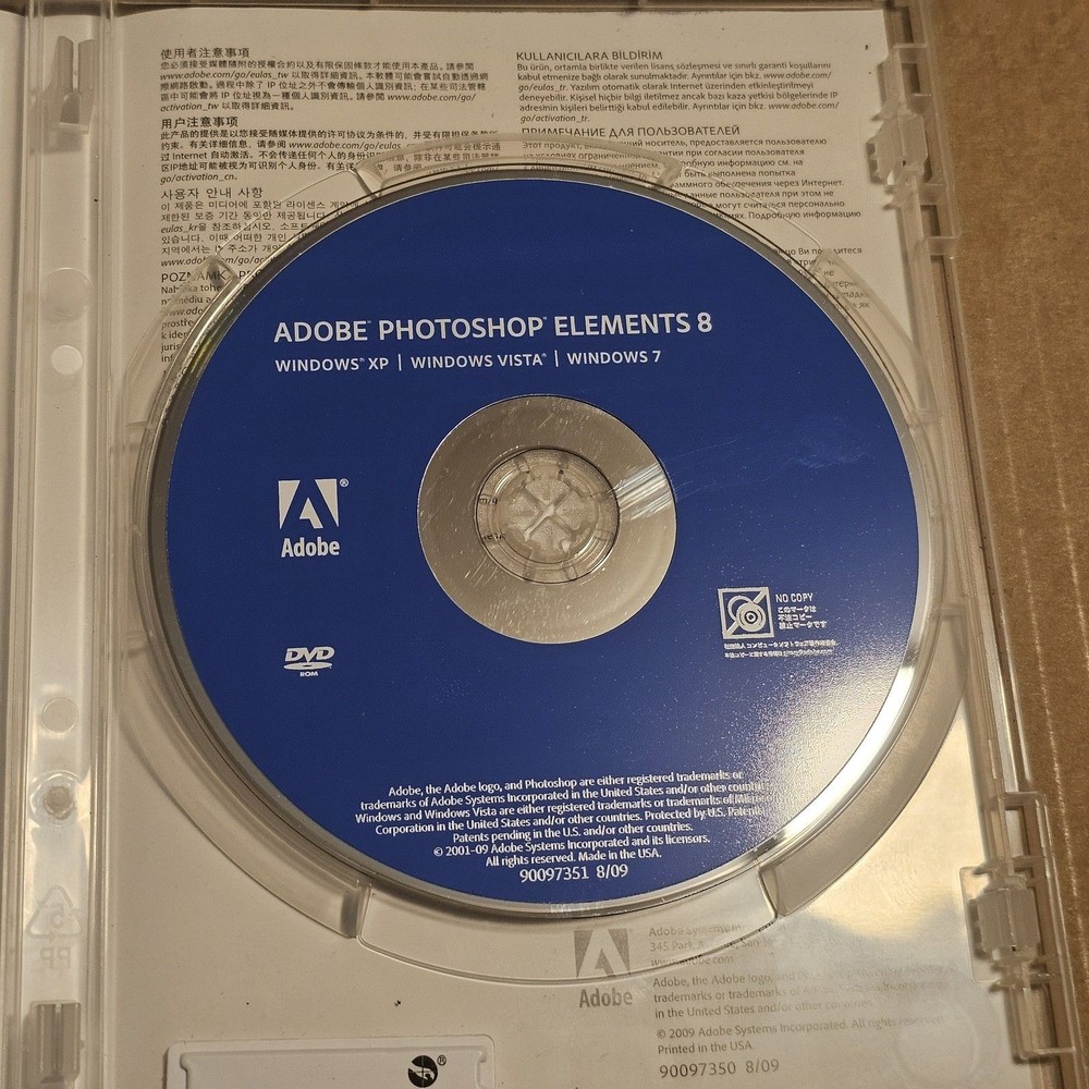 Adobe Photoshop Elements 8 PC Photo Editing Software Disc w/ Case