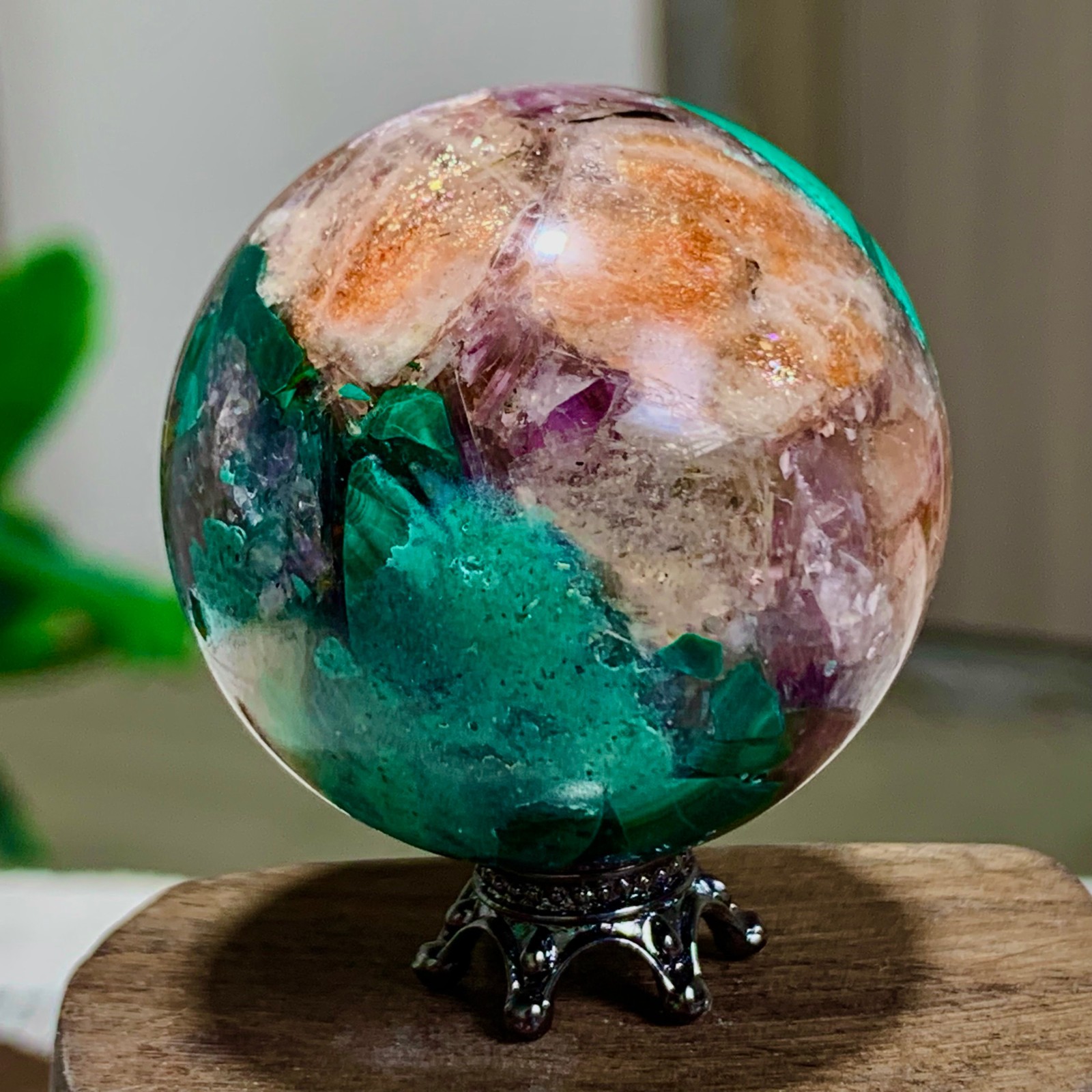 85G Newly discovered rare malachite purple mica symbiotic sphere restoration