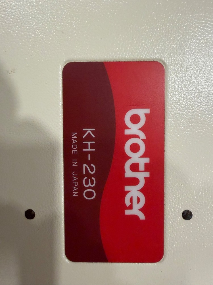Brother Kh-230 knitting machine—is missing some parts