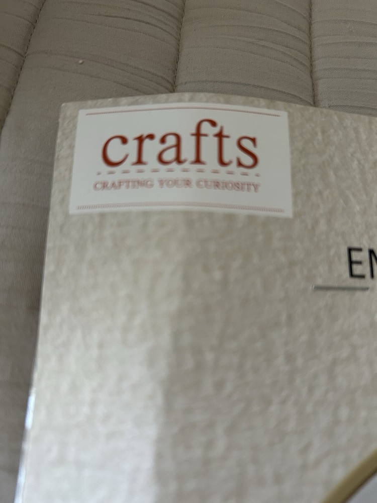 “Crafts” Embroidery Hoop Kit New Includes Hoop & Thread