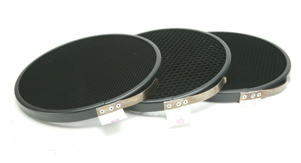 Professional Honey Comb Three Flash Diffusers 20, 30 & 40 Degrees 6,5" Diameter.