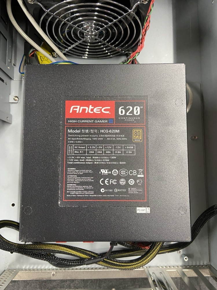 General Technics 3U Rackmount Server Chassis Case Antec HCG-620M 620W PSU