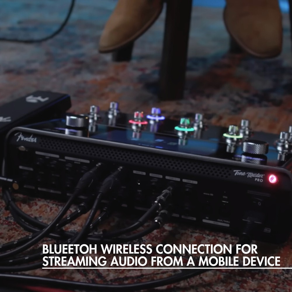 Fender Tone Master Pro with Over 500 Presets and SP1 TMP Compatibility Bundle