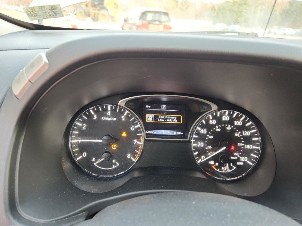 PATHFINDR 2019 Glove Box 4905148