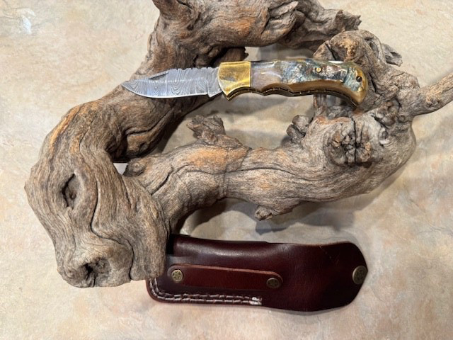 Swee Damascus folding blade knife w/ Rams horn handle, lock back blade & sheath