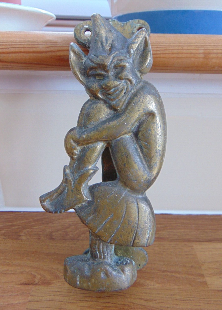 VINTAGE BRASS CORNISH PIXIE / IMP ON MUSHROOM DOOR KNOCKER