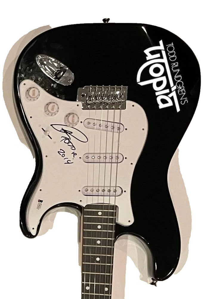 TODD RUNDGREN Utopia Signed Guitar Beckett COA BAS