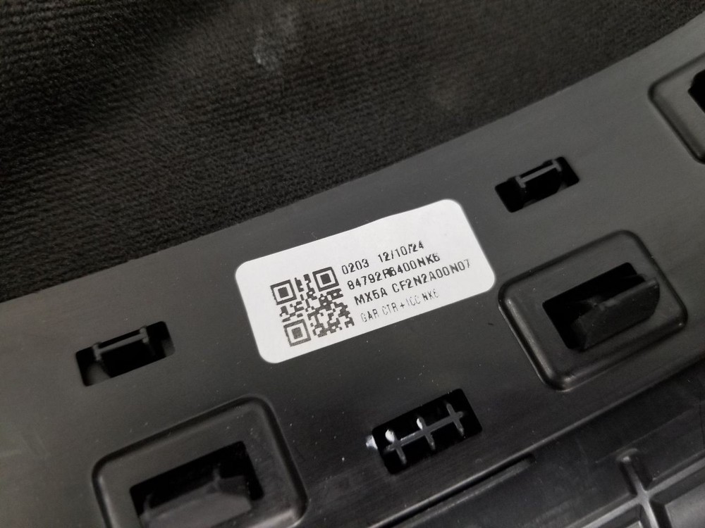 25 HYUNDAI SANTA FE CALLIGRAPHY FRONT DRIVER ATTENTION CONTROL MODULE