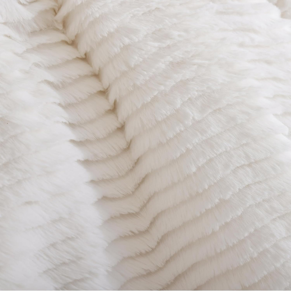 Fluffy White Full Comforter Set with 2 Pillow Cases - Ultra Soft & Warm