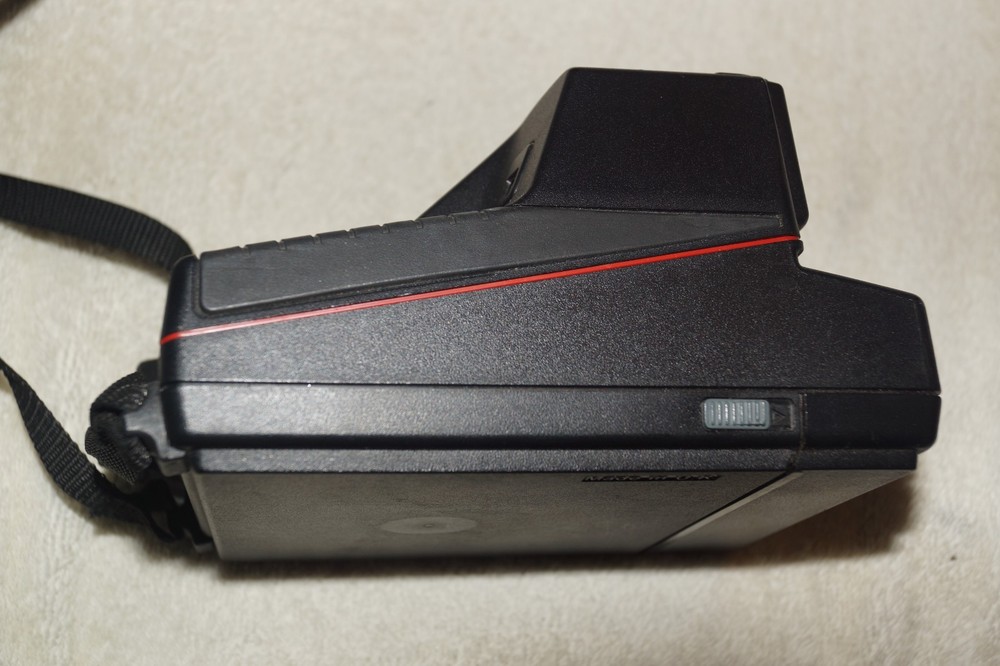 POLAROID IMPULSE SE INSTANT CAMERA AUTO FOCUS SYSTEM GOOD CONDITION