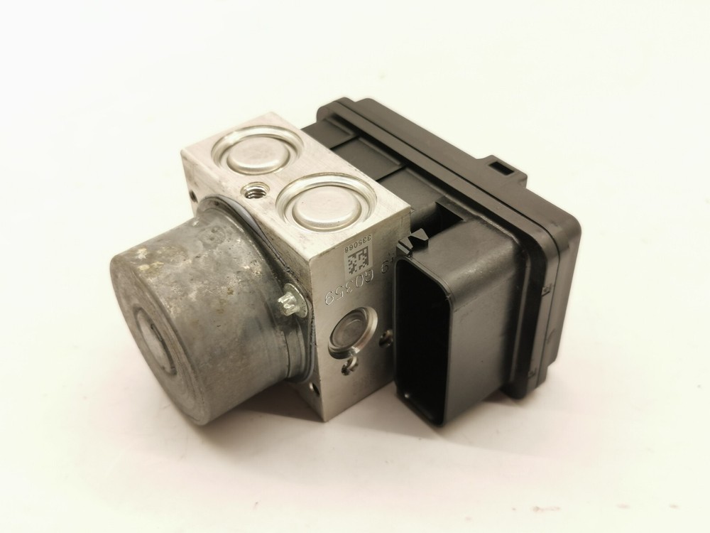 Suzuki DL650 2017-21 Anti Lock System ABS Block Module Calculator Pump ECU