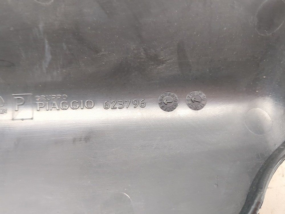 06-11 Piaggio MP3 250 Tool Kit Access Panel 623796