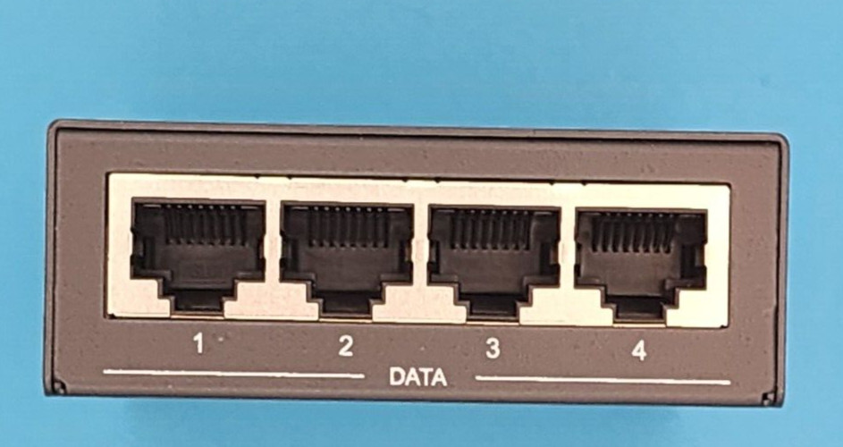 Legrand DA2401 4-Port PoE Injector