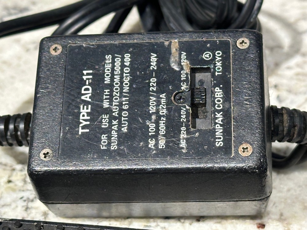 SUNPAK AUTO 611 Thyristor Handle Mount Flash w/Power Supply & Diffuser Tested