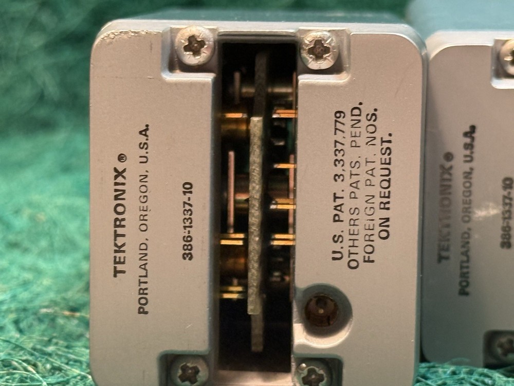 TEKTRONIX 386-1337-10 OSCILLOSCOPE PROBE SAMPLING HEAD TYPE S-2
