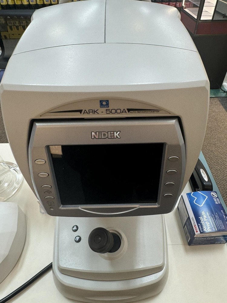 Nidek ARK-500A Auto Refractor Keratometer