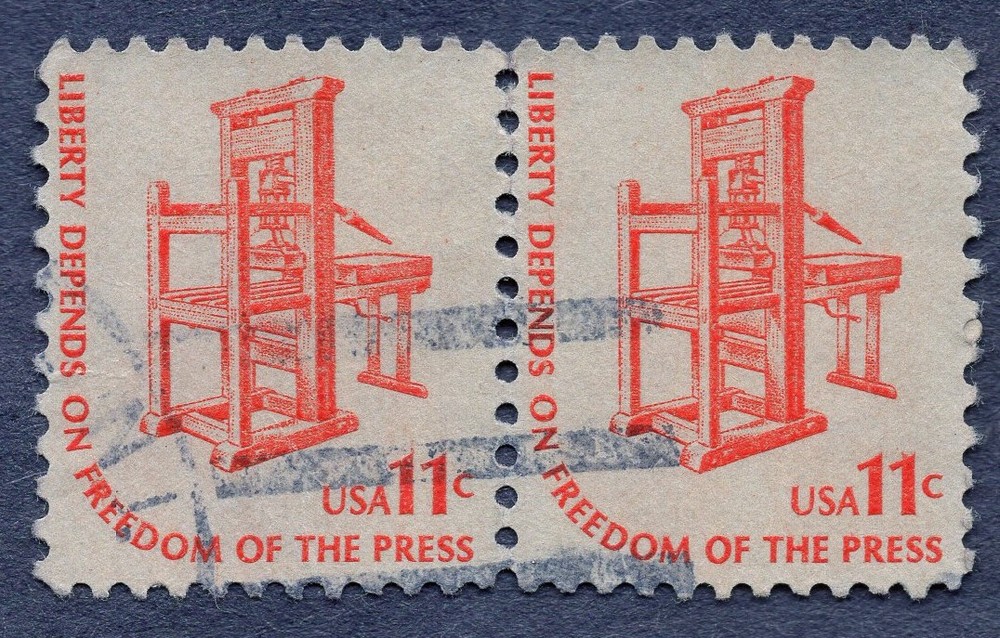 1975 Stamp #1593 Pair Printing Press Used