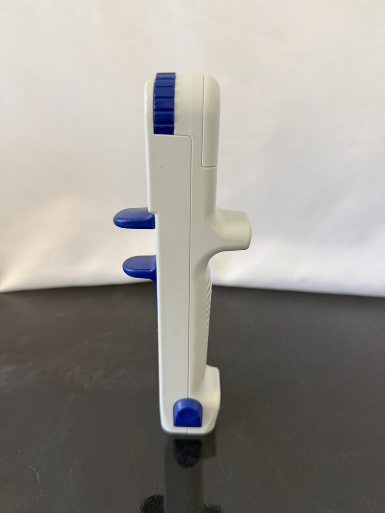 Eppendorf Repeater Plus Multi-Dispenser Pipette