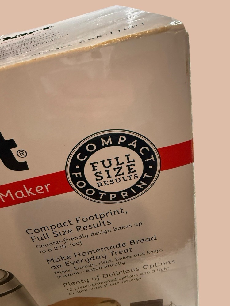 Cuisinart Bread Maker CBK-110P1 Compact Automatic 2 lbs Loaf Bread Machine New