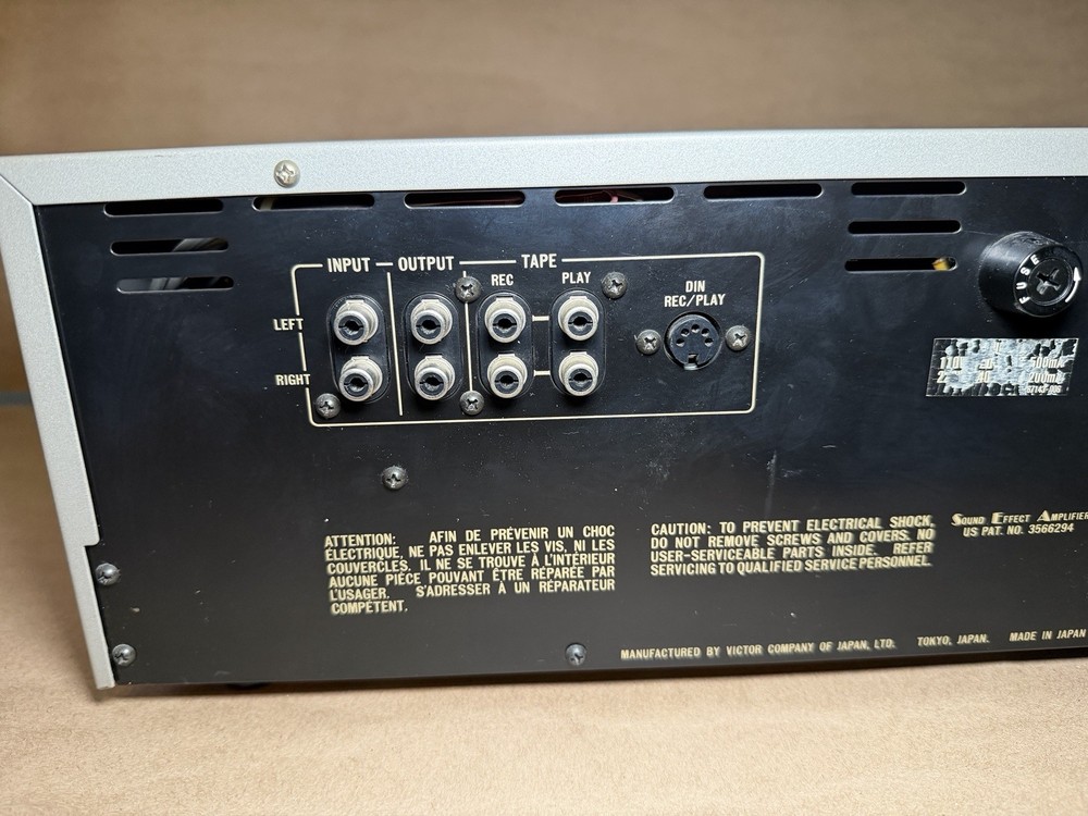 JVC SEA-80 Multi-Voltage Stereo Graphic Equalizer Powers On AS IS Untested