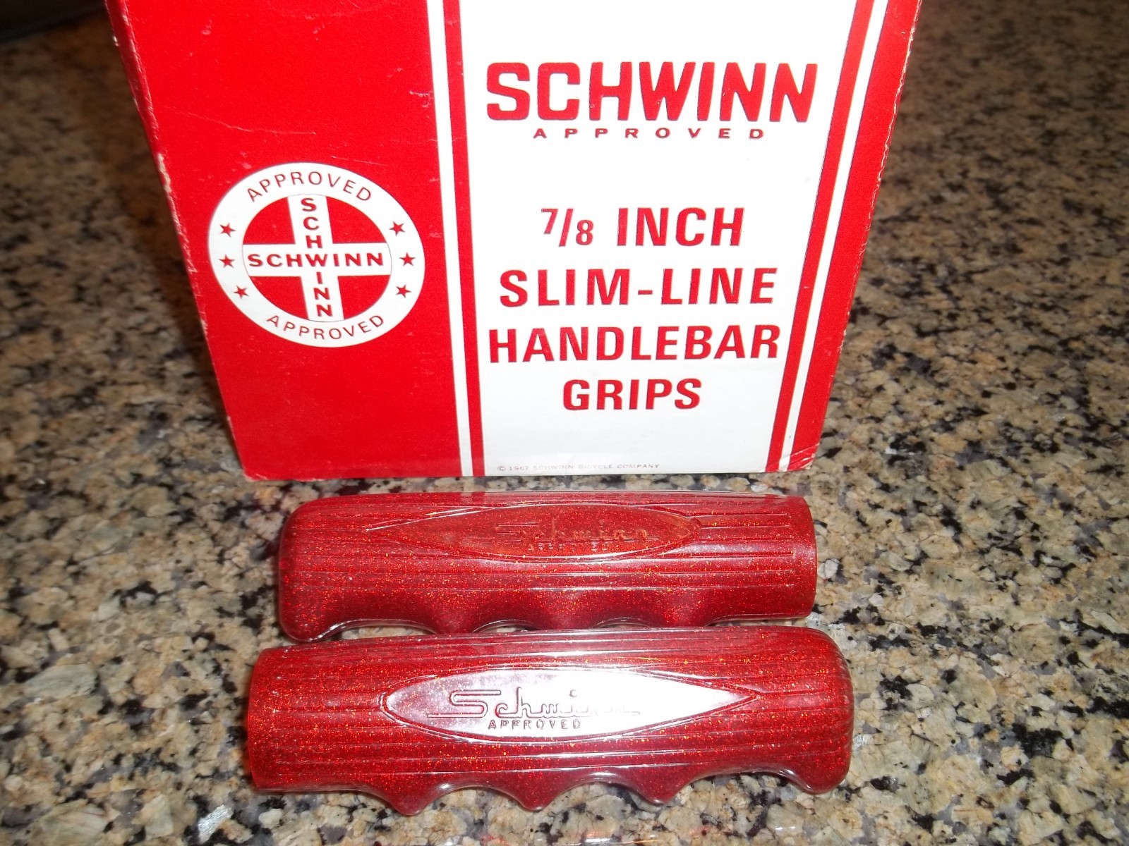 Schwinn Stingray NOS Apple Krate Bicycle Handlebar Grips Red Originals