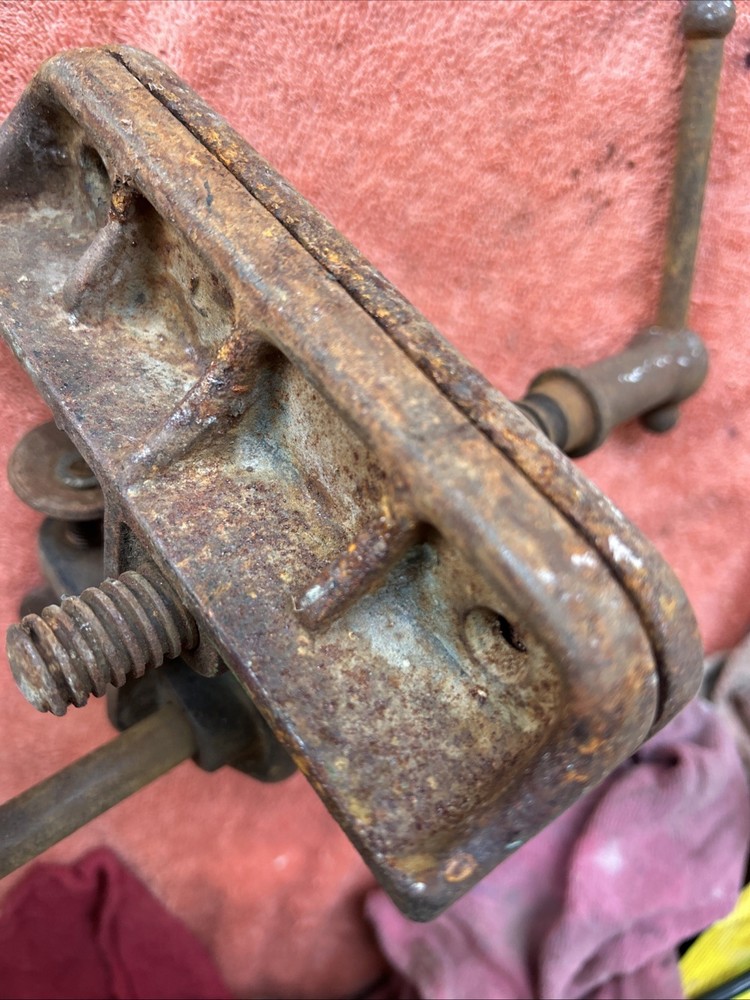 Antique Bench Vice