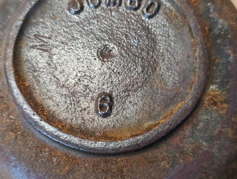 Cast Iron No.6 Blacksmith Melting Pot - Used