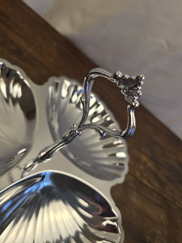 Mid Western Home Product Silverplated 3 Section Shell Serving Appetizer Dish