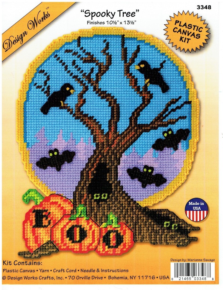 SPOOKY TREE WALL HANGING   plastic canvas  PATTERN (#TF0621)