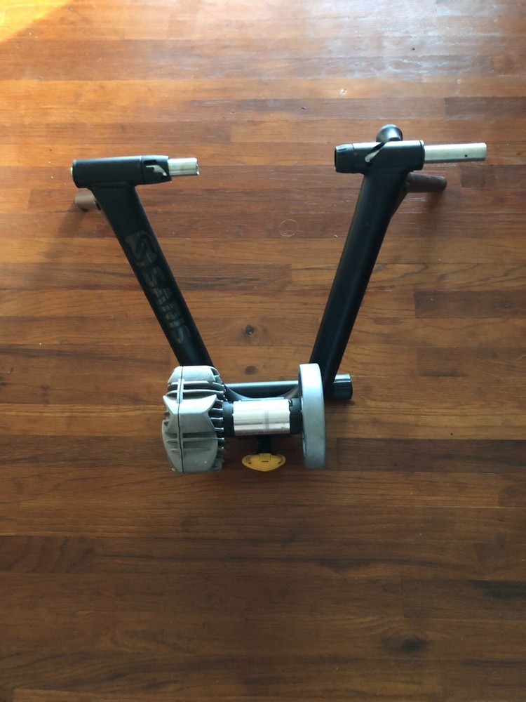Saris Fluid 2 Bike Trainer