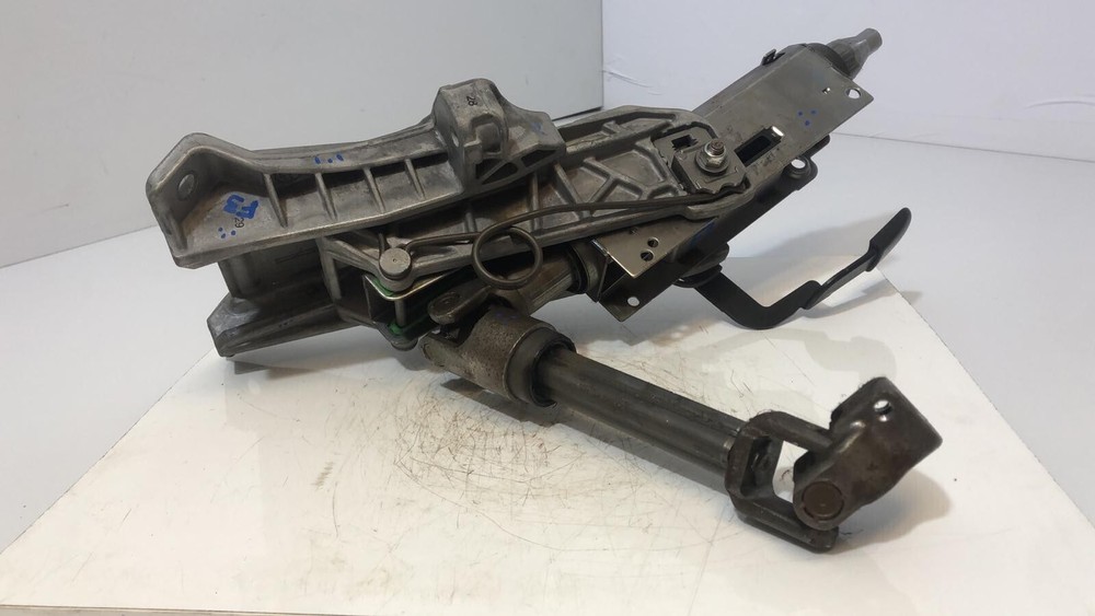 2008 FORD GALAXY STEERING COLUMN F3