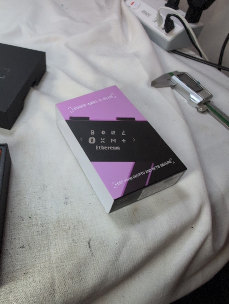 Ledger - Nano S Plus Crypto Hardware Wallet - Open Box - Distressed Packaging