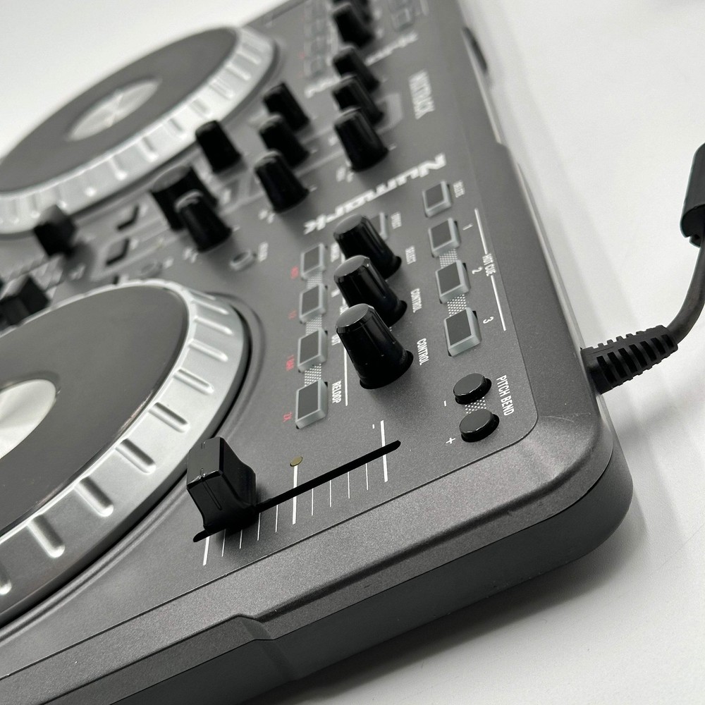 Numark N382 DJ Mixer