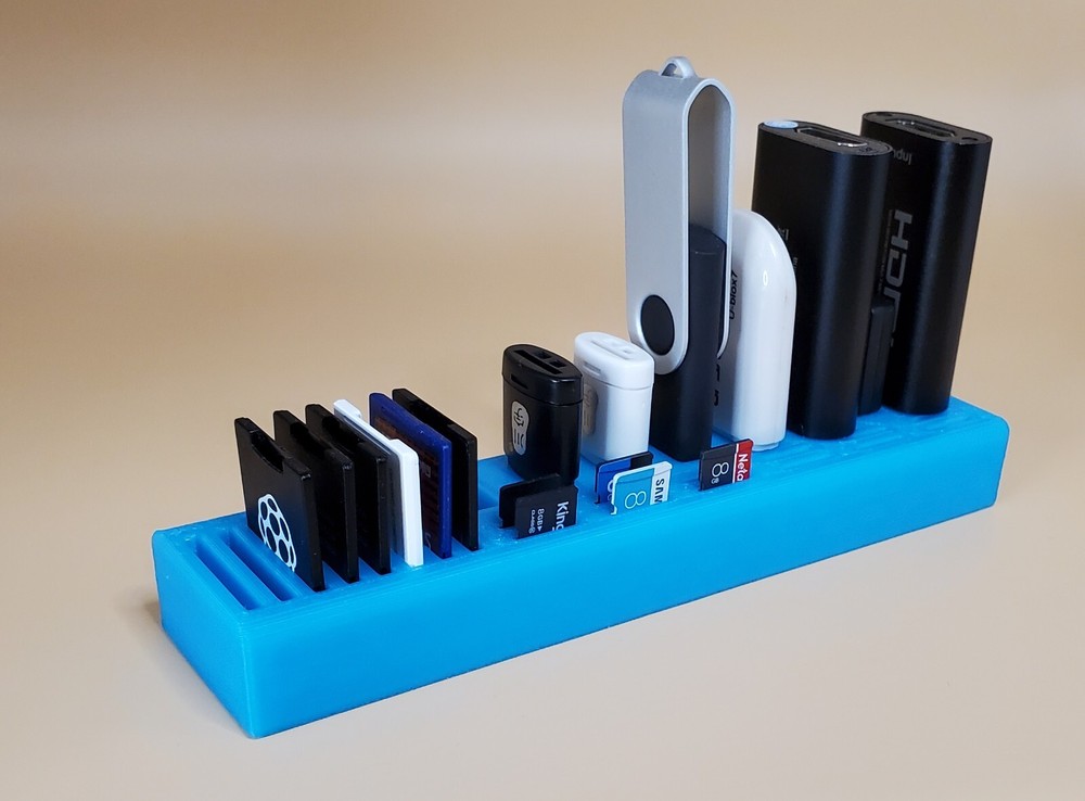 USB / SD Card / Micro SD Card Organizer - Media Deck