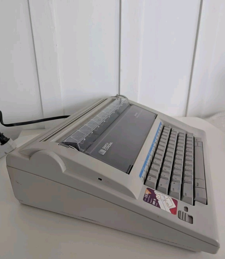 SMITH CORONA Typewriter SPELLMATE Model NA2HH W Lid Missing Handle