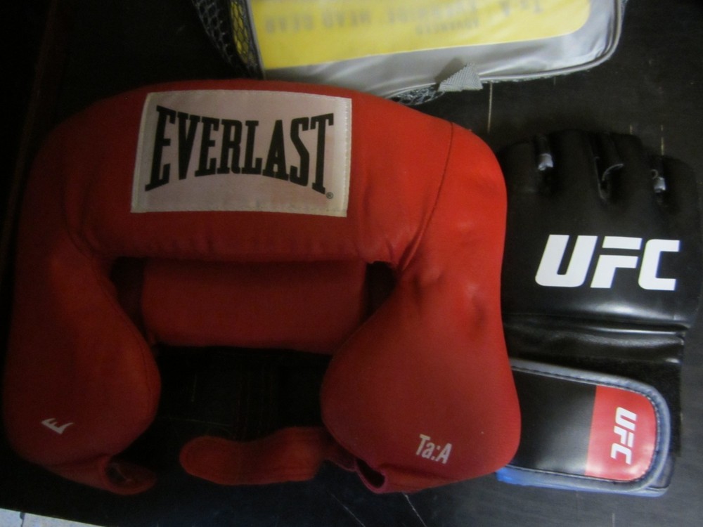 Everlast Advanced Everhide Head Gear Used