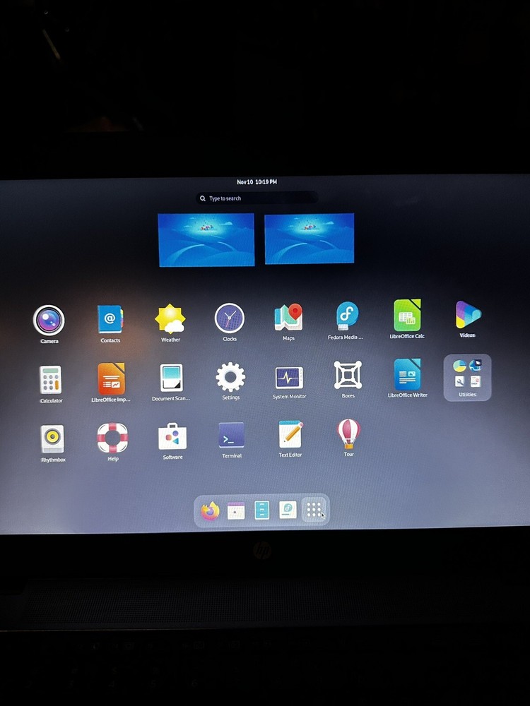 Fedora 41 Live USB Bootable Gnome 64 Bit Flash Drive Linux