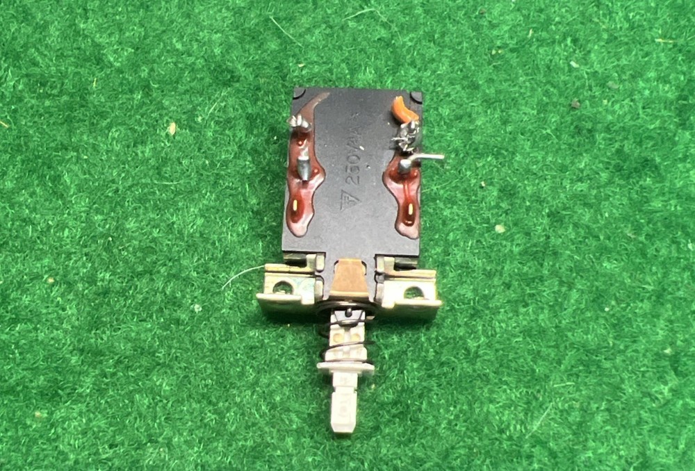 ICOM IC-751 PARTS: POWER SWITCH