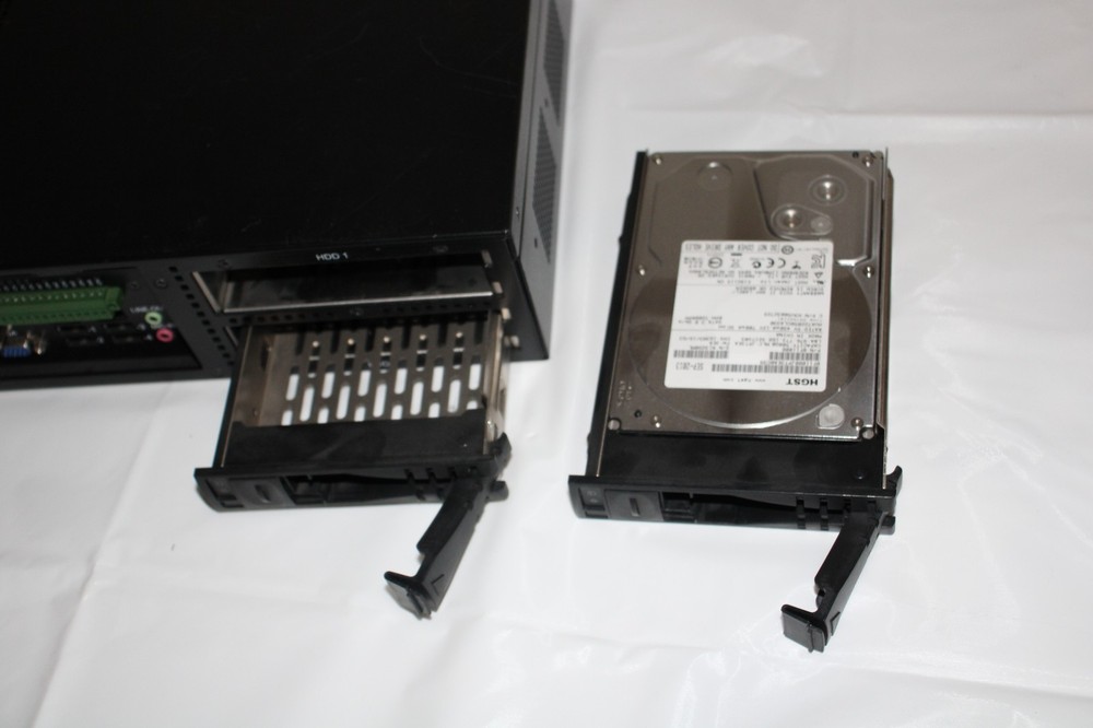 3VR DSM-8808 VIDEO INTELLIGENCE PLATFORM with 500 GB HDD "UNTESTED"