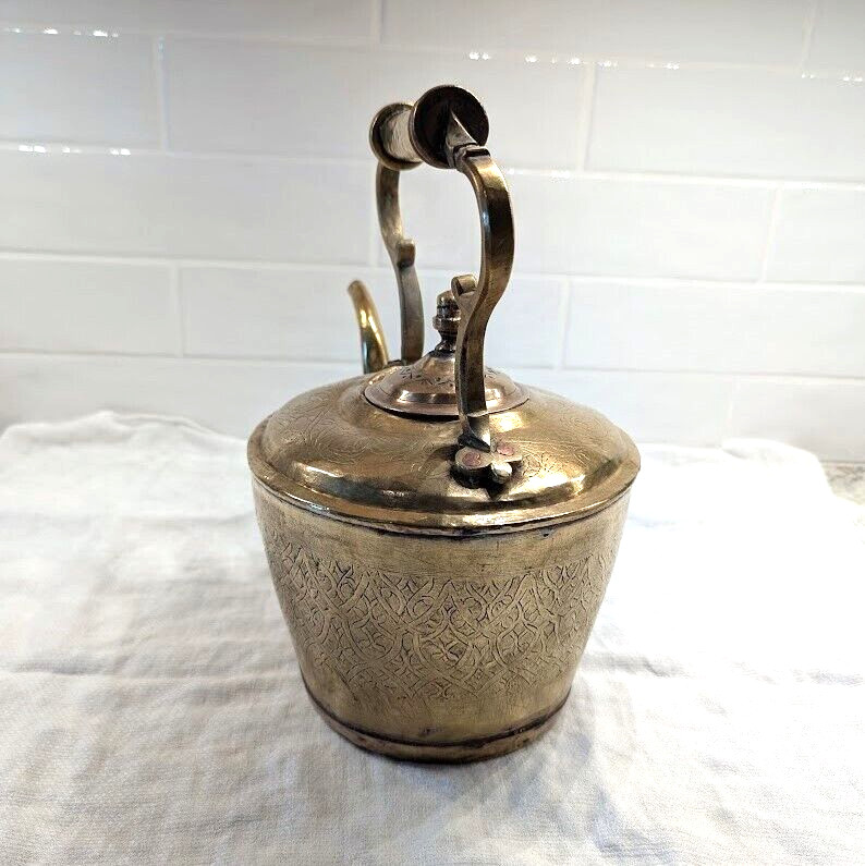 Antique Solid Brass Handmade Teapot Kettle Hammered Moroccan Riveted Deco READ