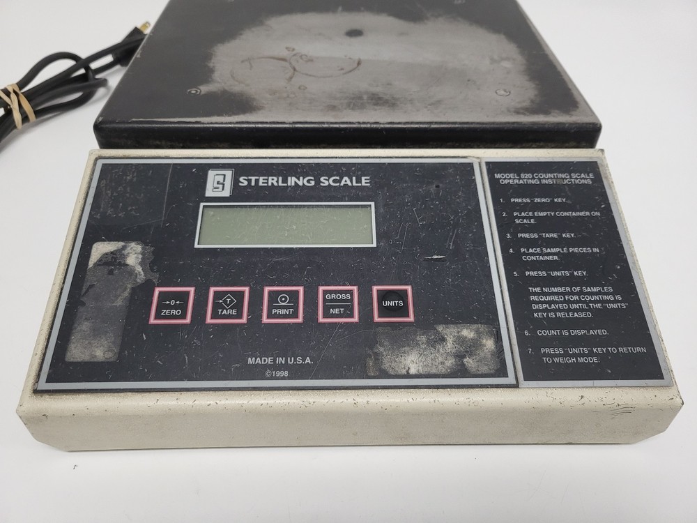 Sterling Scale Model 820 Counting Scale