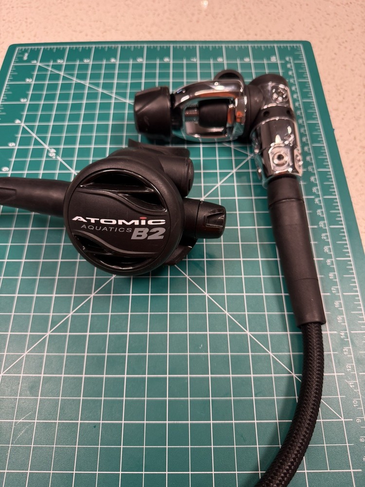 ATOMIC AQUATICS B2 Blacked Out Edition - Yoke - Titanium Second Stage