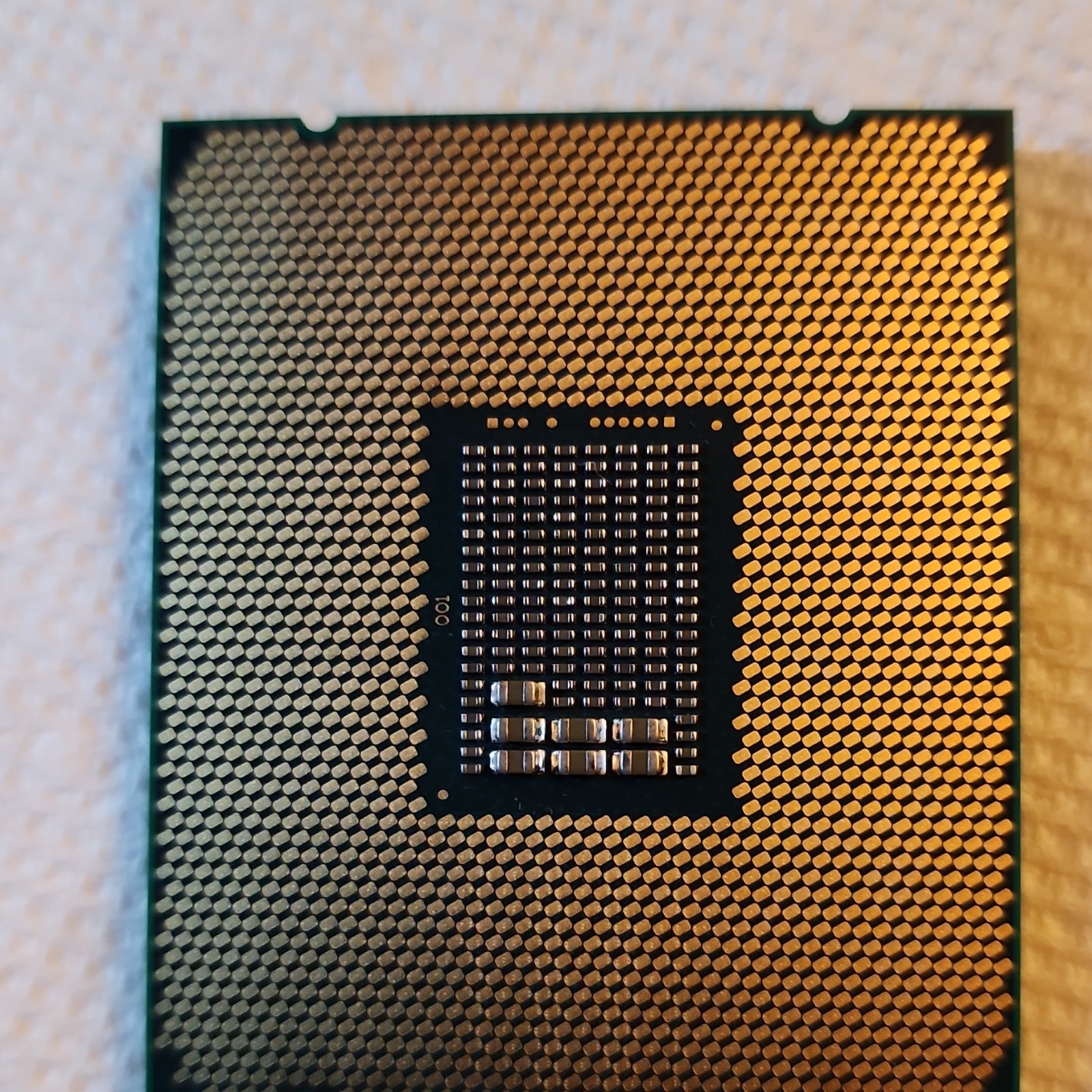 [Lot of 6] Intel Xeon E5-2698V4, E5-2630V3, E5-2687WV3 Server CPUs