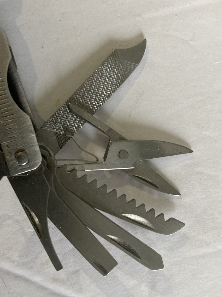 Fly Fishing Tying Tools Hackles Compass Scissor Multi Tool