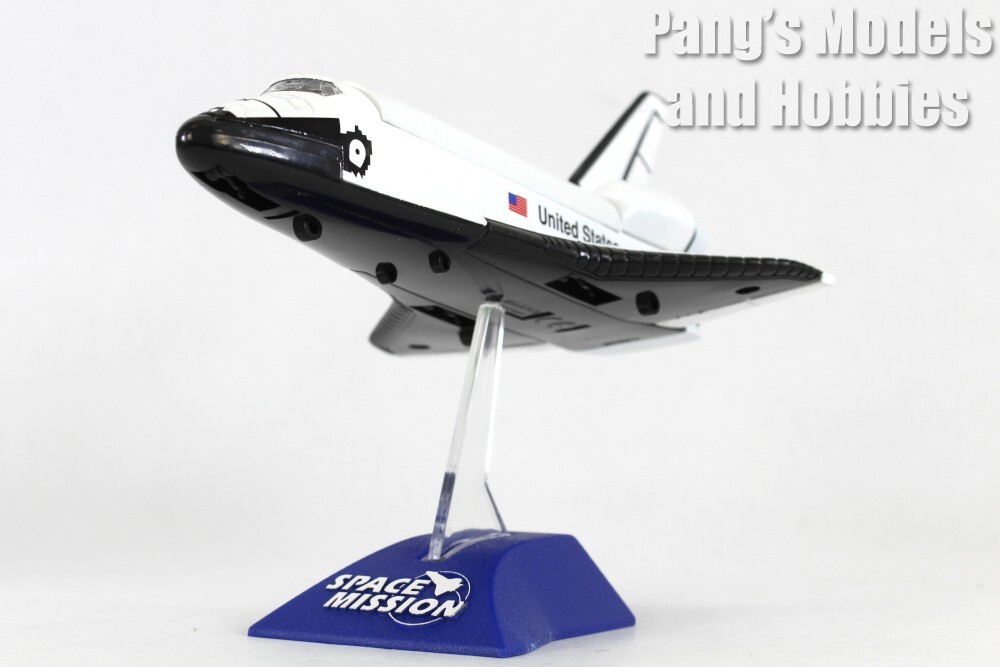 Space Shuttle - Astronauts and Display Stand 1/200 Scale Diecast & Plastic Model