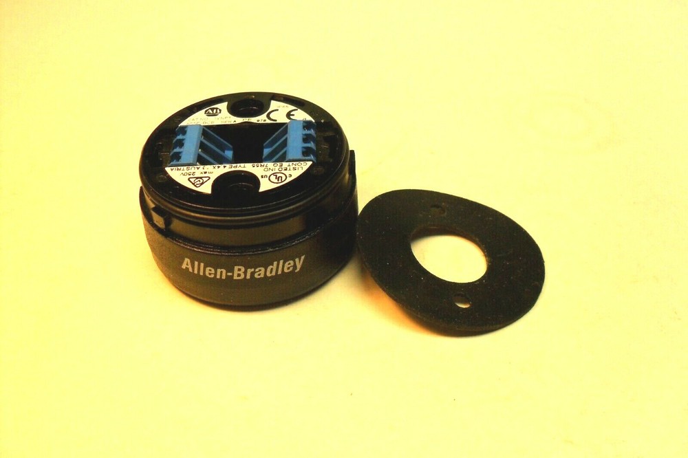 Allen-Bradley 855E-BCB Light Mounting Base,