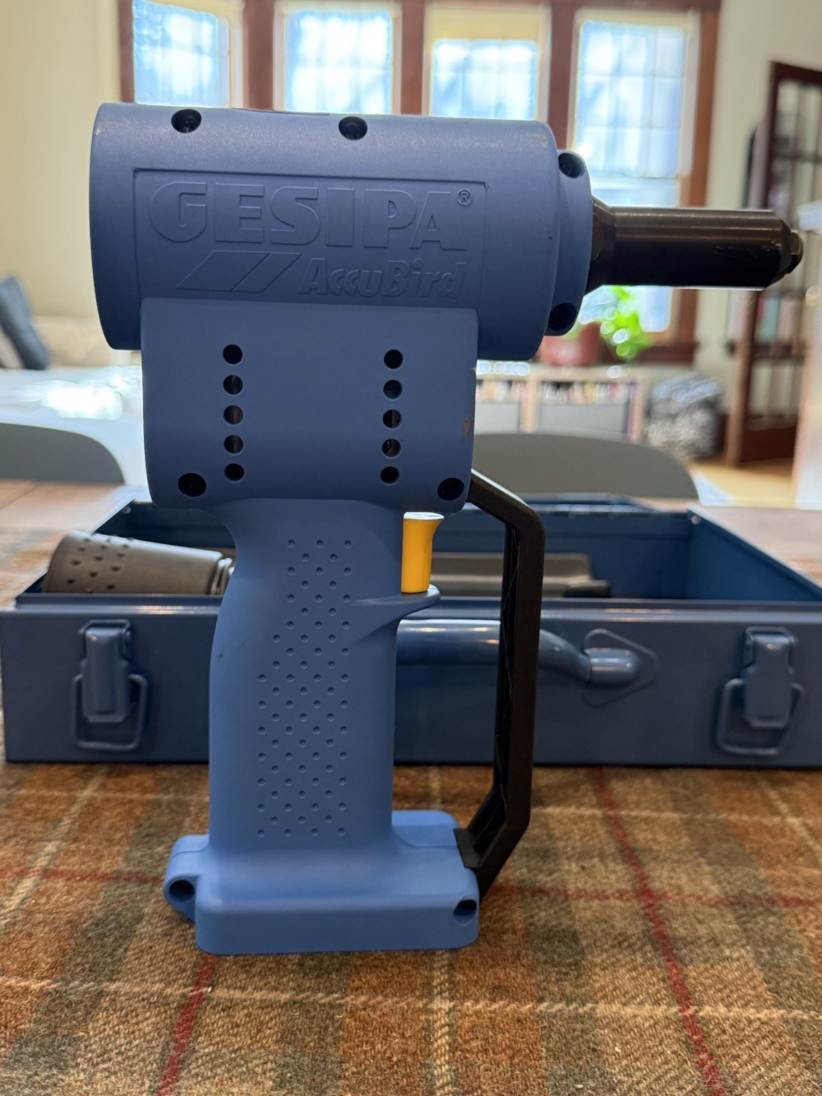 GESIPA 14.4V Li-ion Accubird Riveter w/ Metal Case, 1.3Ah Battery & Charger