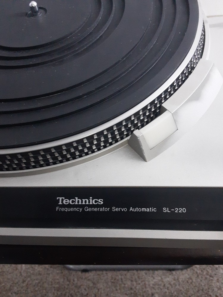 Turntable Technics Sl-220 Servo Automatic Works 💪great